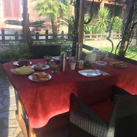 Mongiardino Bed & Breakfast